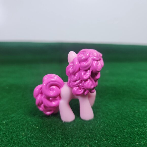 My Little Pony Lot of 7 Toys 2002 - 2010 Rainbow Dash Bundles O Fun 25th… - Picture 15 of 16